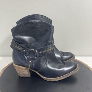 Dingo Boots Women Size 8M Black Leather Upper Western Harness Ankle Biker Bootie